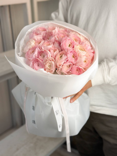 Flower Bouquet «Pink Marshmallow Ranunculus» (29 ранункулюсів)